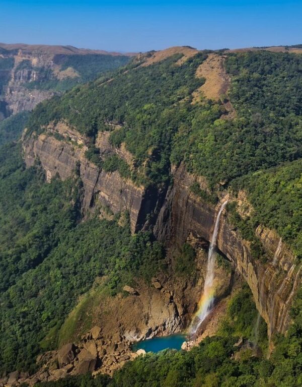 Nohkalikai Falls Meghalaya Tours